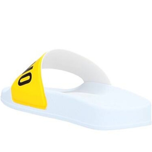 Moschino Sandal!!! - Picture 4 of 4